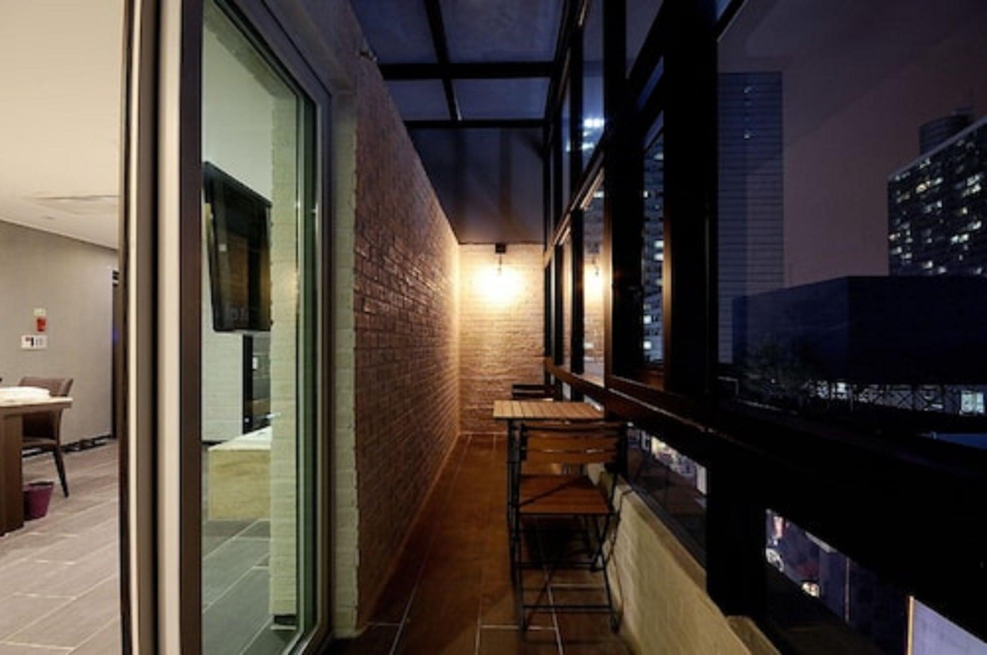 Queens Hotel Seomyeon Busan Bagian luar foto