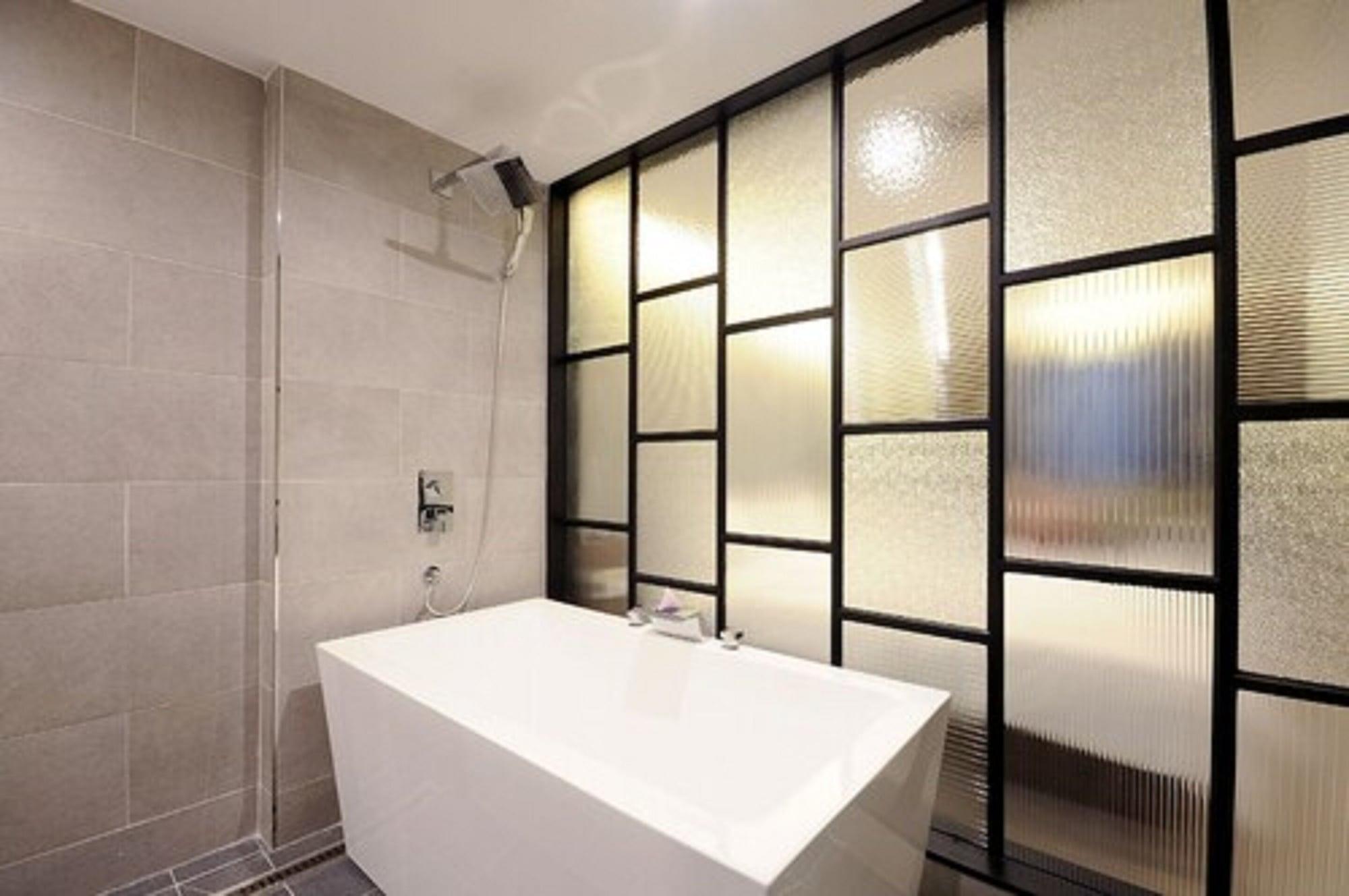 Queens Hotel Seomyeon Busan Bagian luar foto