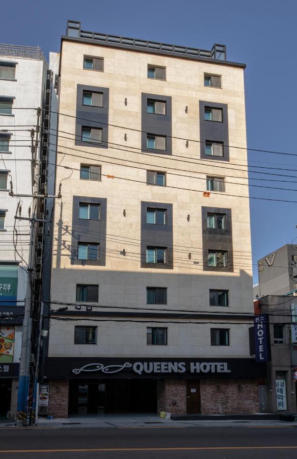 Queens Hotel Seomyeon Busan Bagian luar foto
